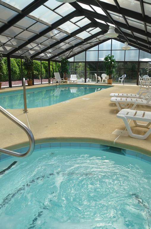 Smoky Mountain Inn & Suites Cherokee Exteriör bild