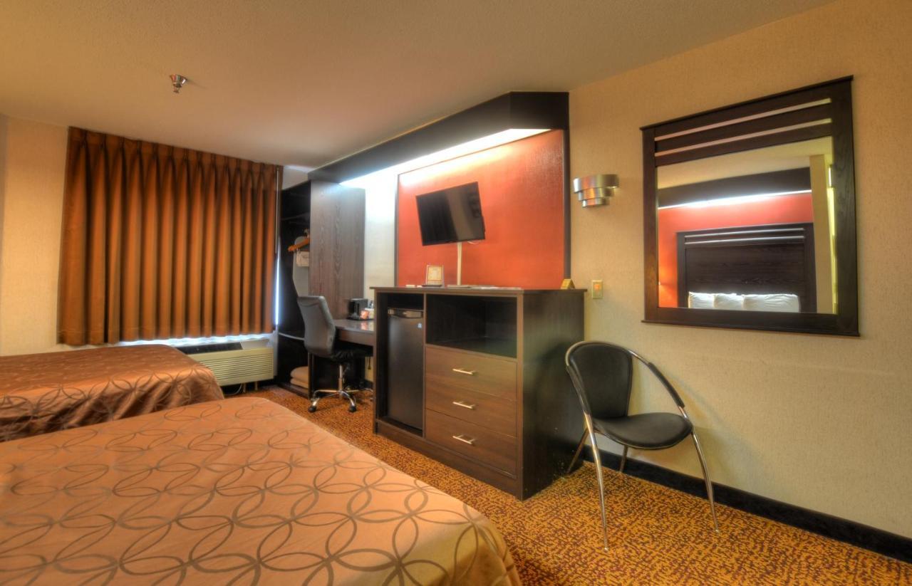 Smoky Mountain Inn & Suites Cherokee Exteriör bild