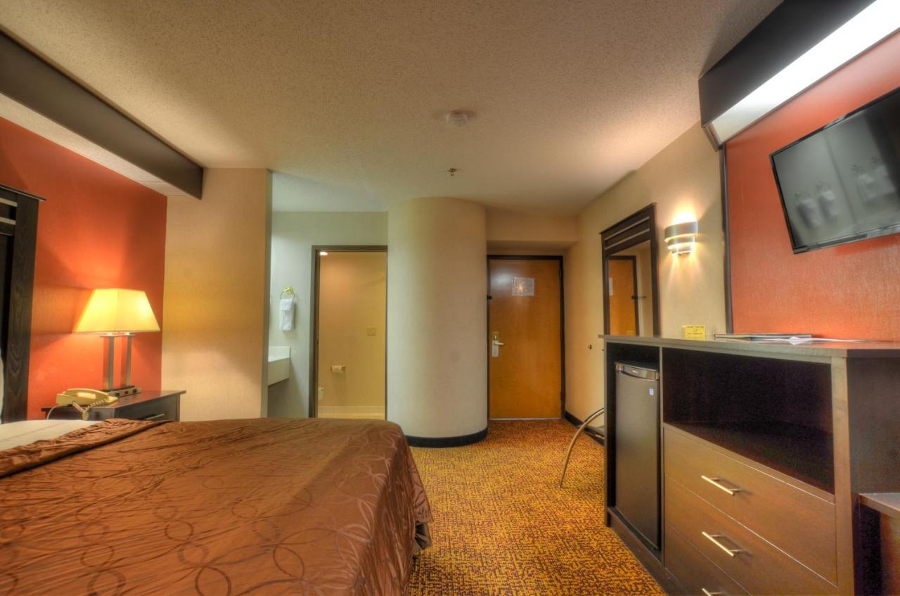 Smoky Mountain Inn & Suites Cherokee Exteriör bild